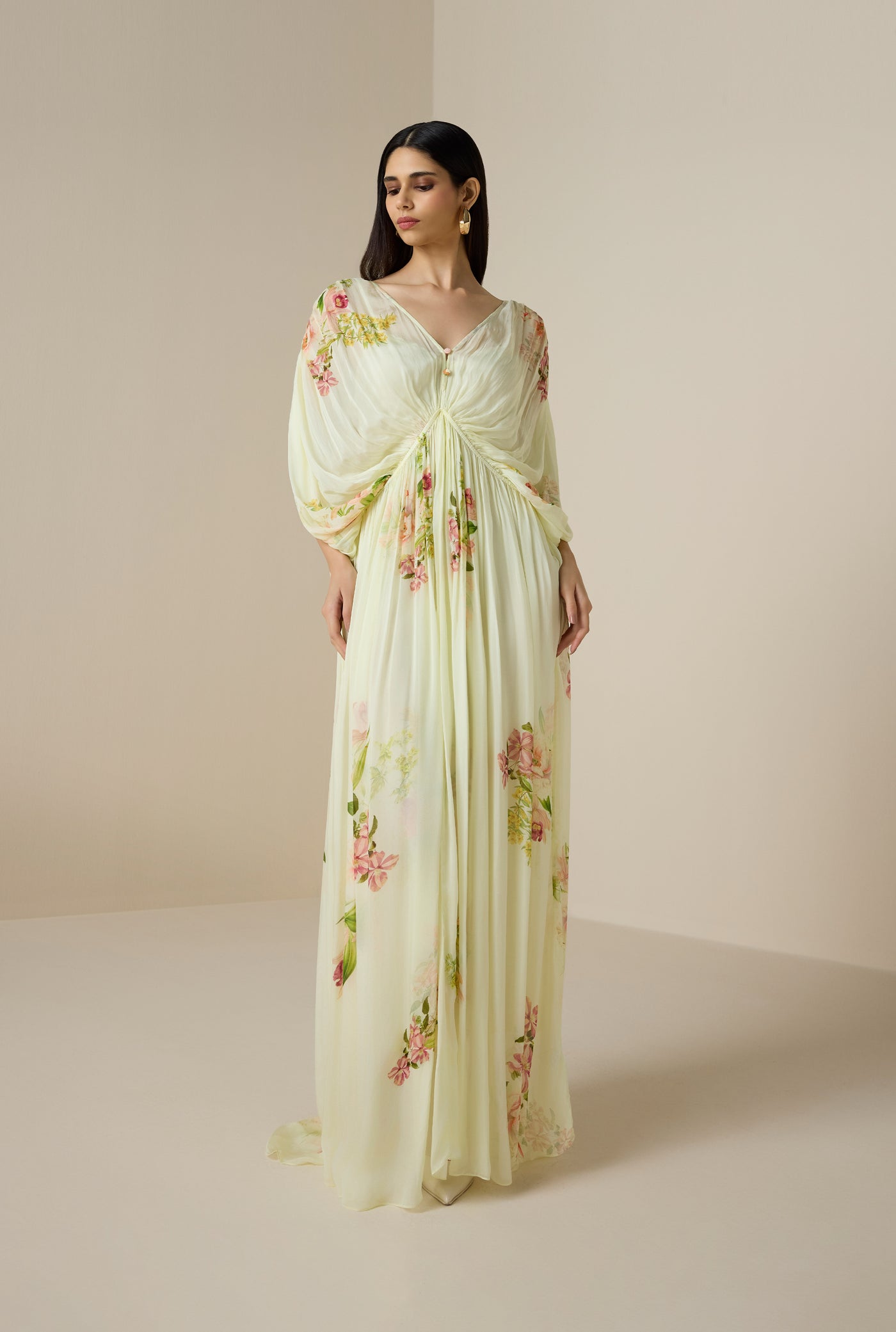Aiva Kaftan