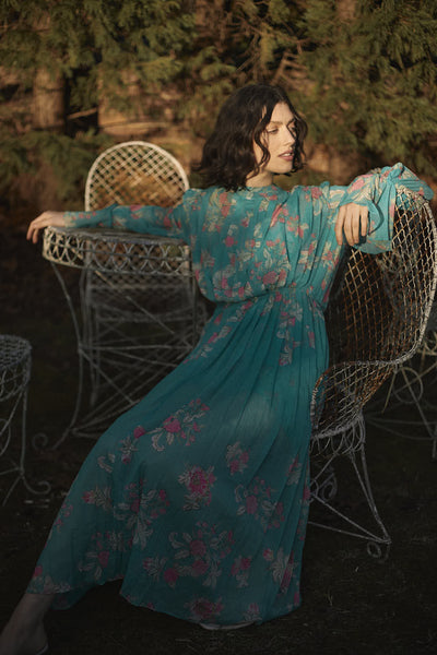 Isha Clinged Midi Dress