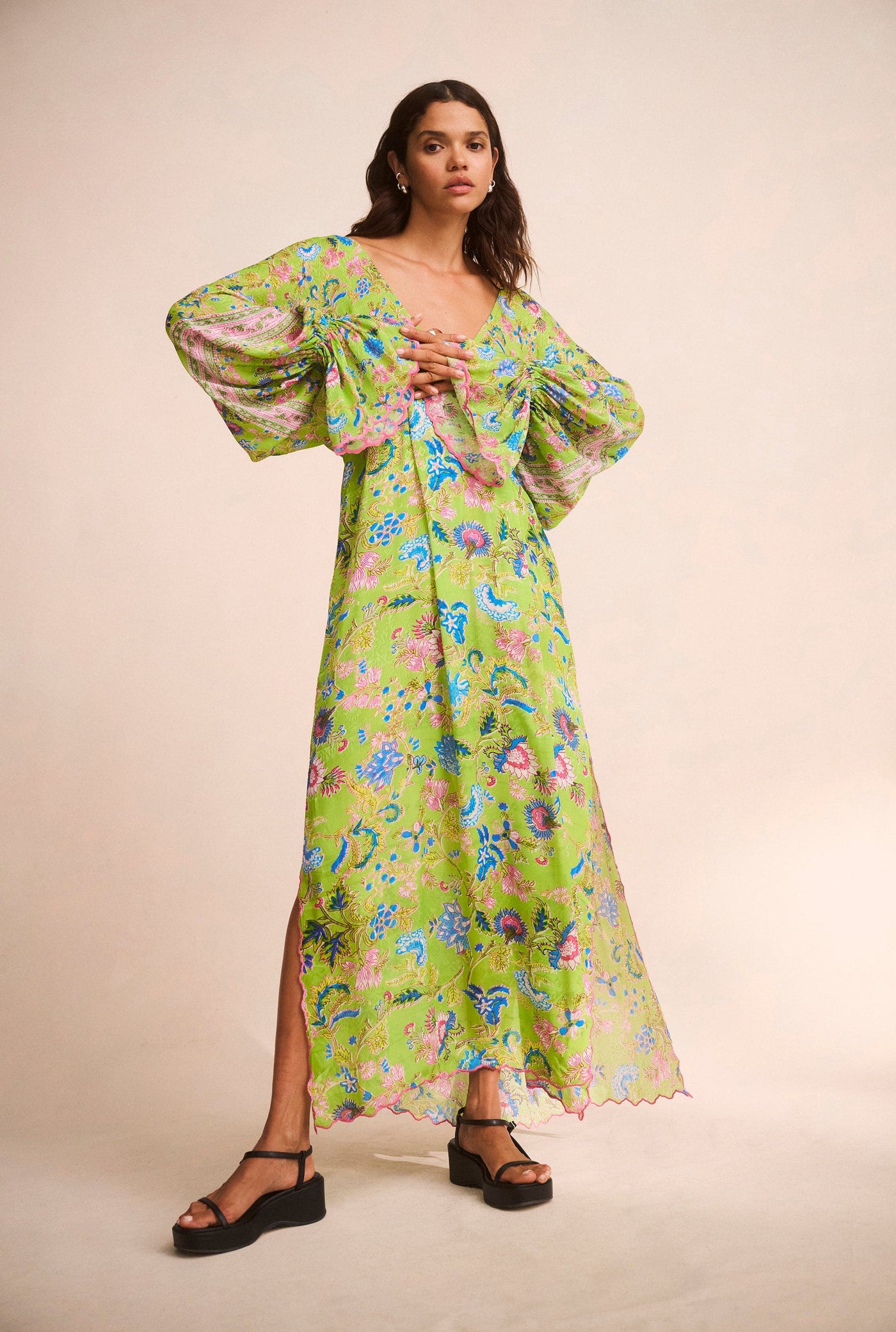 Rhea Kaftan