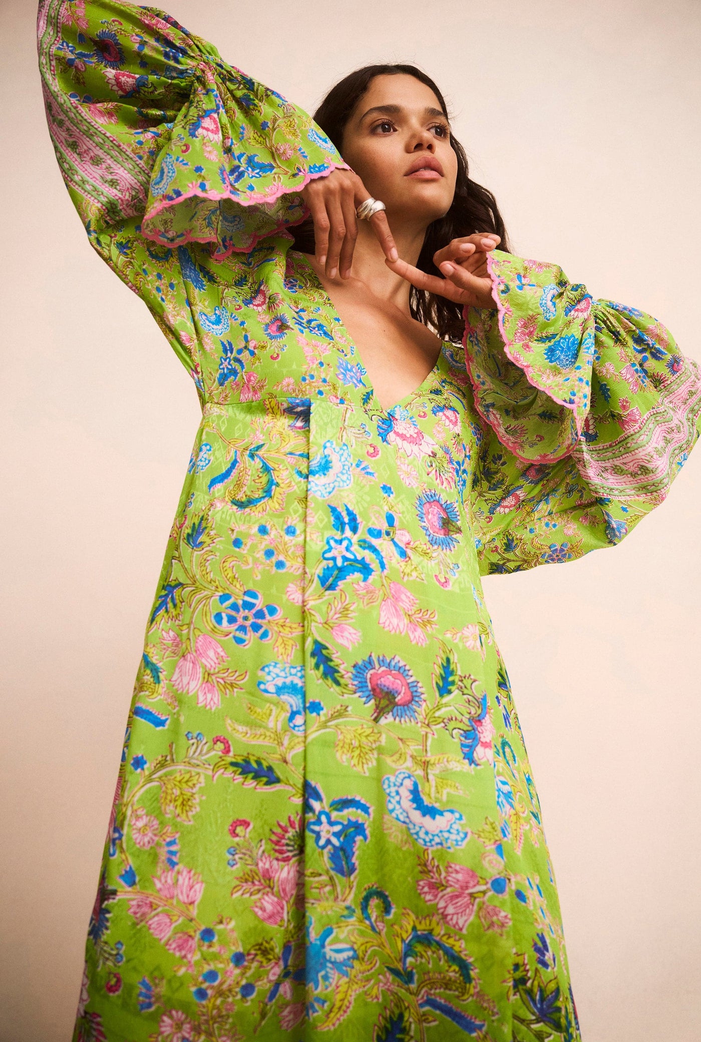 Rhea Kaftan